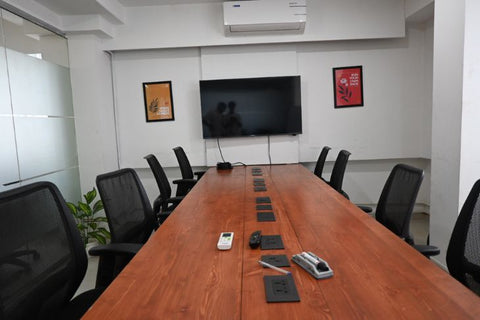 Excella Coworking-DS Ikon (8 Seater Meeting Room)